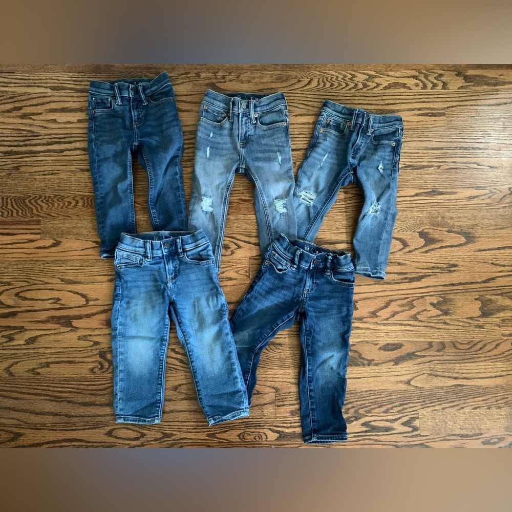2T baby GAP jeans bundle